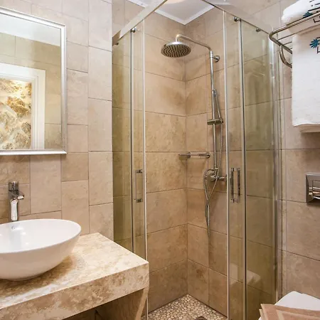 Egli Luxury 4*